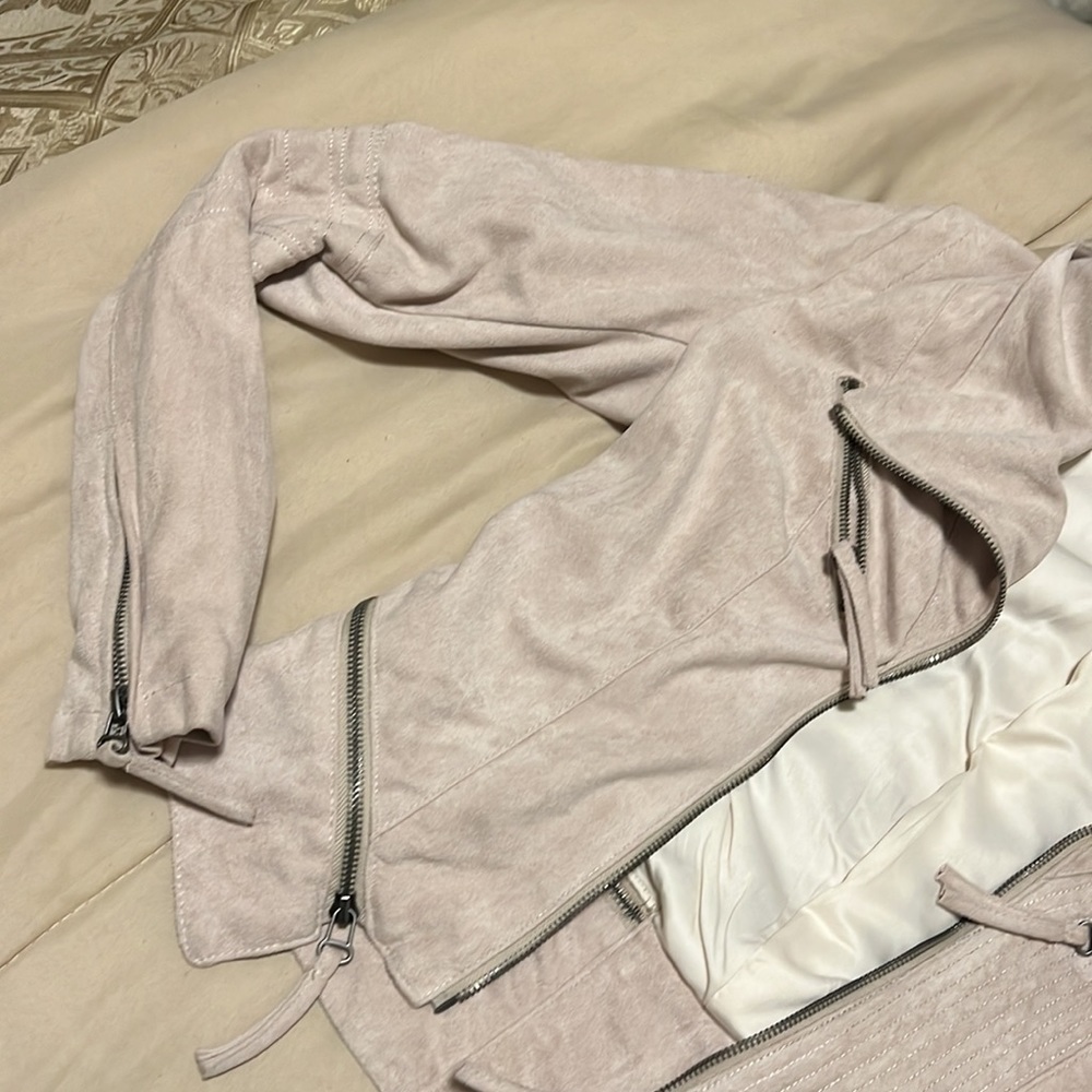 Jacket! - Picture 3 of 3